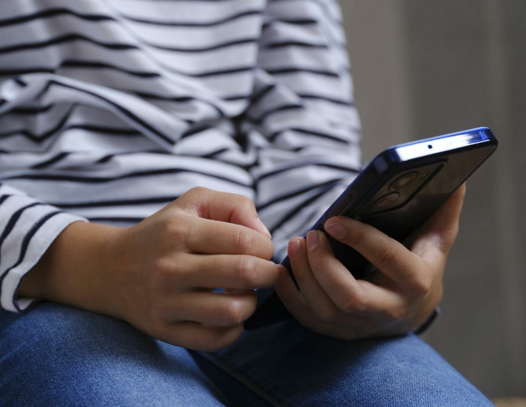 Proprietarii pot solicita dezactivarea telefonului furat, cerute de Apple, Google și Samsung