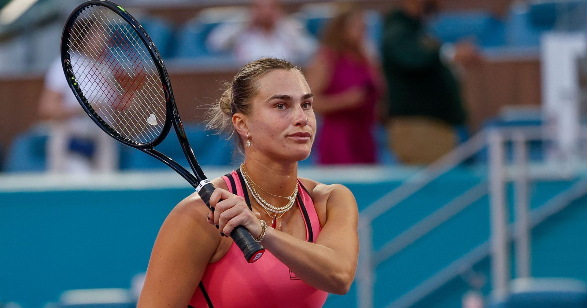 Aryna Sabalenka va juca finala turneului WTA 1000 de la Miami după o victorie clară în semifinale, unde a trecut fără probleme de Elena Rybakina, scor 6-4, 6-3