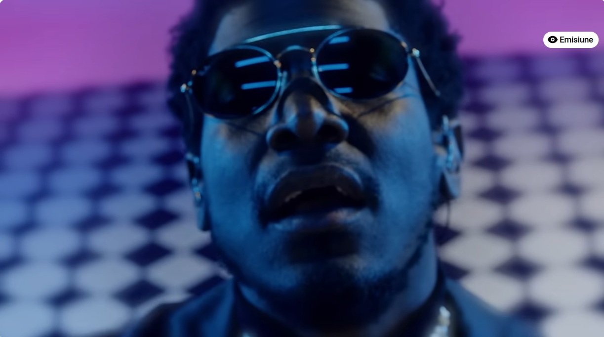 Labrinth, producătorul muzical celebru pentru contribuțiile sale la coloana sonoră a serialului „Euphoria”, pare să fi încheiat o etapă din cariera sa legată de această producție și de industria cinematografică americană