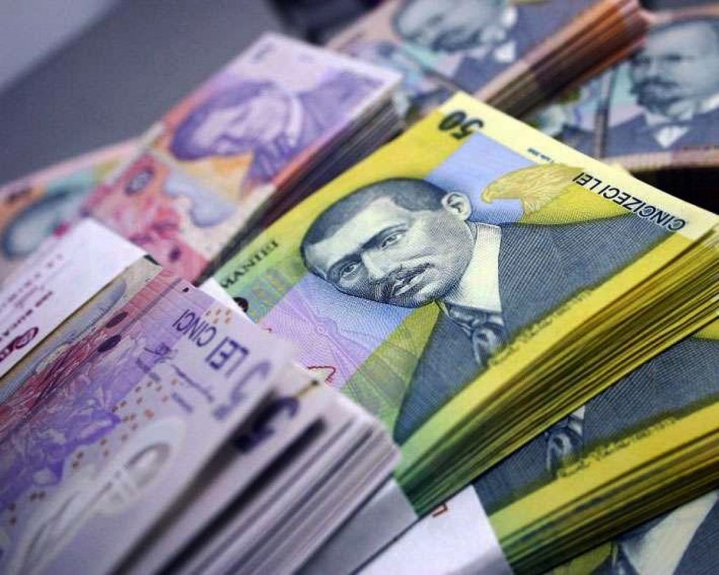 Inflația în marș: Ce impact are creșterea prețului petrolului asupra economiei României Creșterea recentă a prețului petrolului a reaprins temerile legate de inflație, iar economiștii și analiștii bancari avertizează că efectele se vor resimți direct asupra buzunarelor românilor