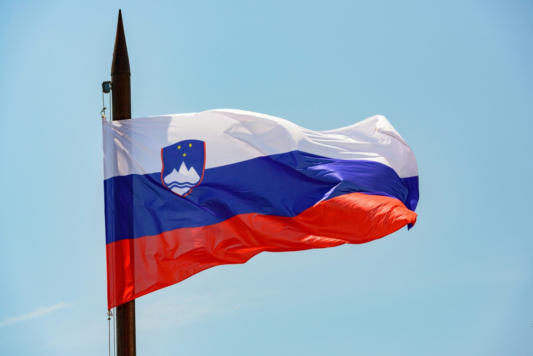 Liderul opoziției slovene, Janez Jansa, implicat într-un scandal de spionaj înainte de alegerile legislative În plină atmosferă tensionată ce precede alegerile legislative din Slovenia, un nou scandal a zguduit scena politică