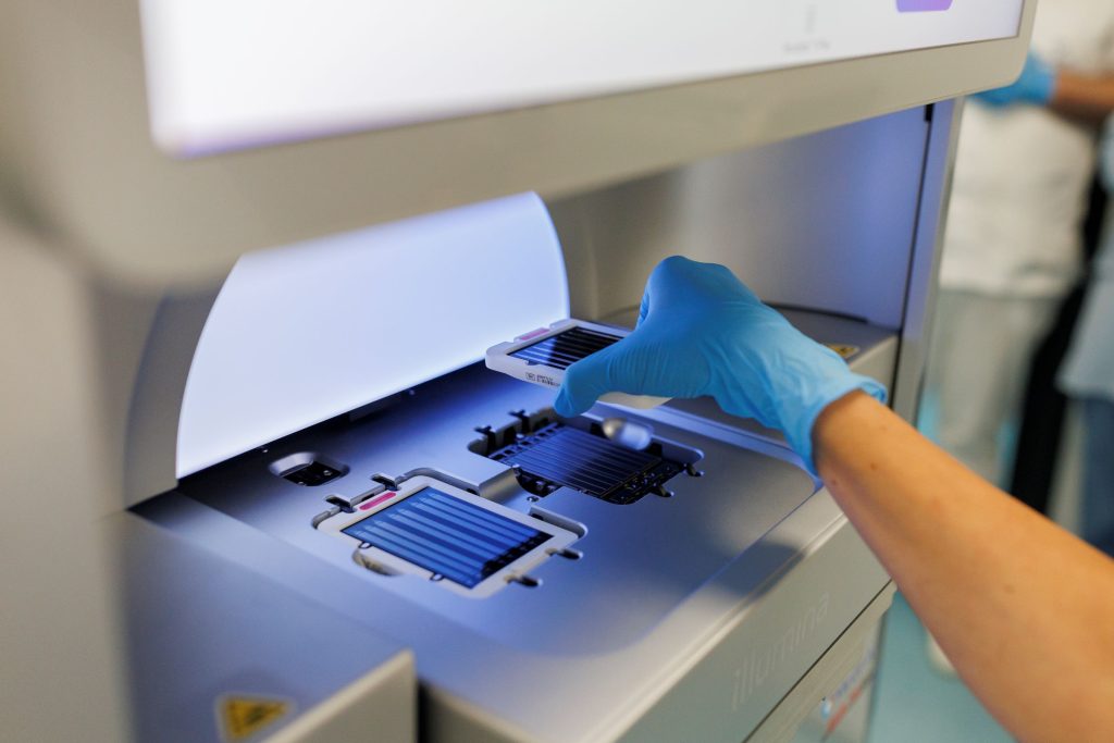 MedLife anunţă primele rezultate ale unui amplu studiu de genomică pe peste 3.000 de teste, o investiţie semnificativă într-un domeniu aflat în plină expansiune