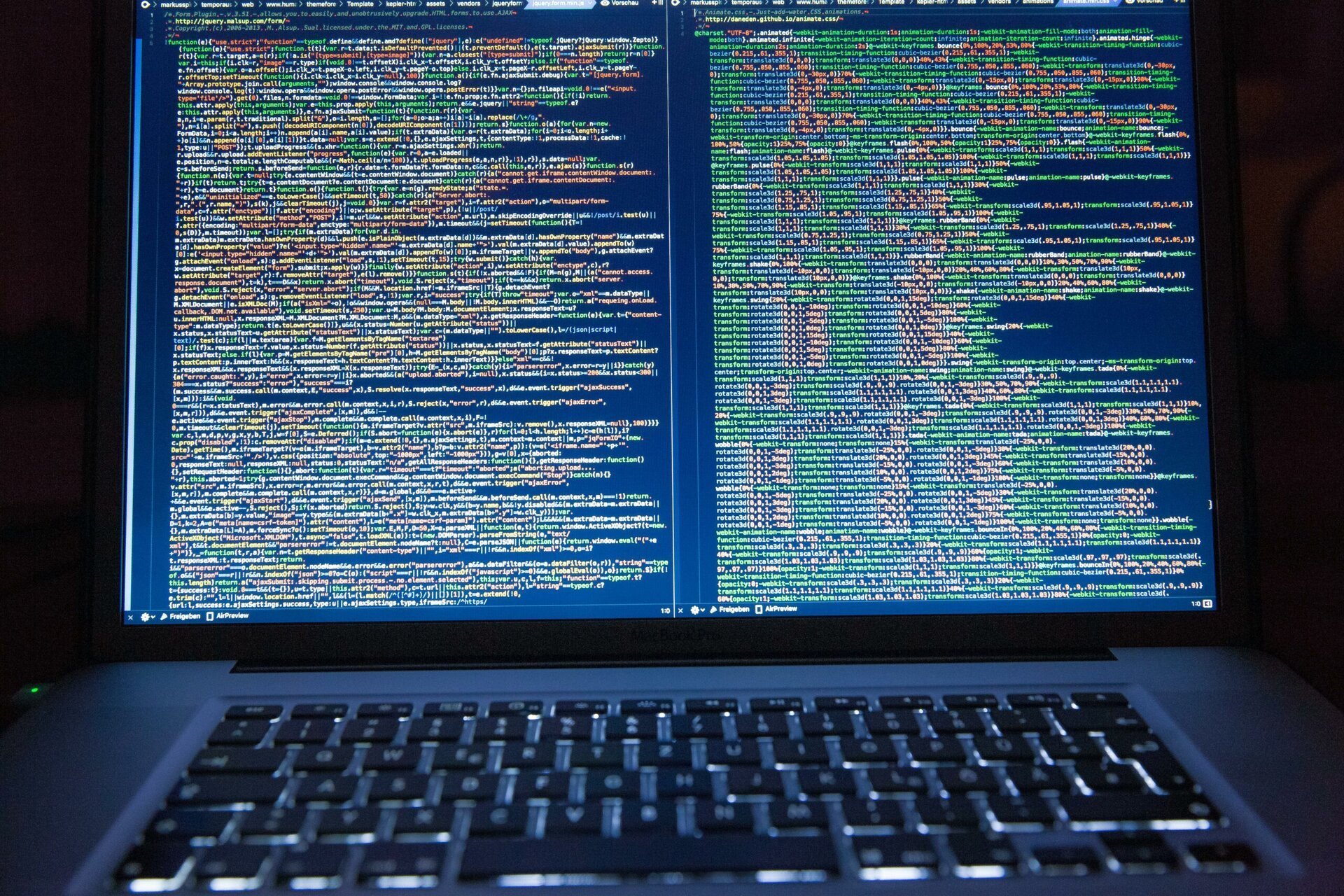 Atac cibernetic asupra platformelor MAE: Site-urile oficiale au devenit temporar inaccessibile Un atac cibernetic de tip DDoS a vizat recent site-urile oficiale ale Ministerului Afacerilor Externe, generând indisponibilitate temporară și încetiniri în funcționare
