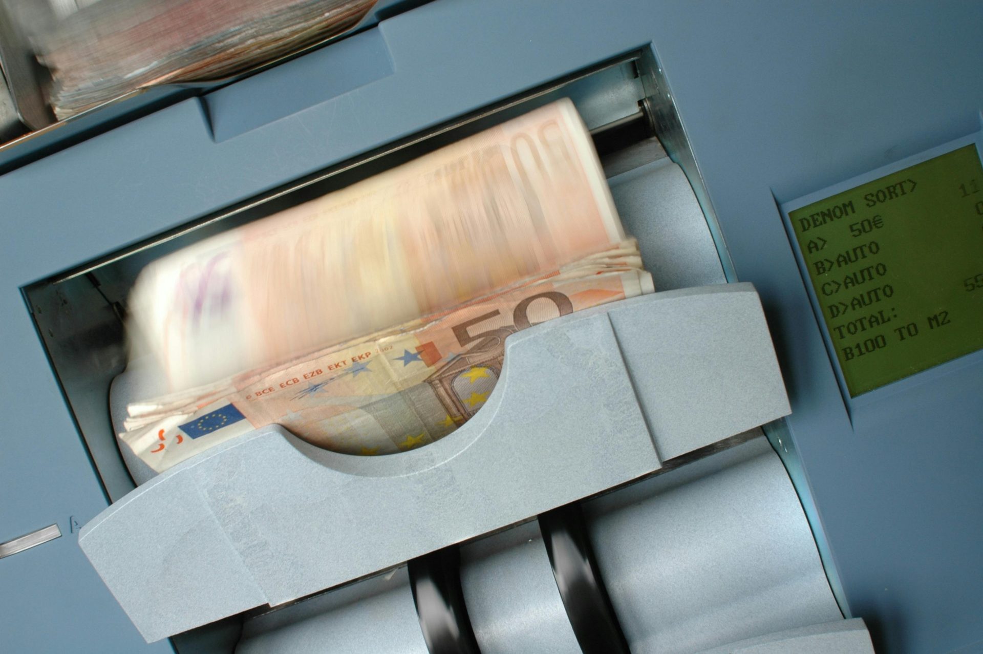 Băncile din Uniunea Europeană au intensificat eforturile de consolidare a rezervelor de capital și instrumentelor de absorbție a pierderilor, într-un context marcat de crize financiare și schimbări regulate stricte