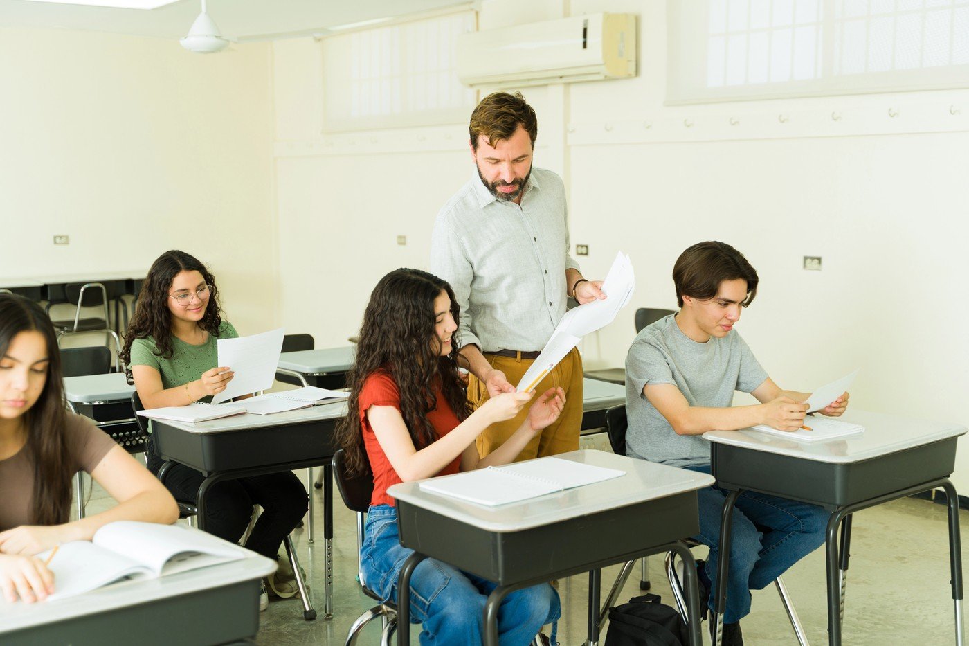 Simularea Evaluării Naționale din 2026 aduce schimbări importante în modul în care rezultatele sunt gestionate și comunicate elevilor