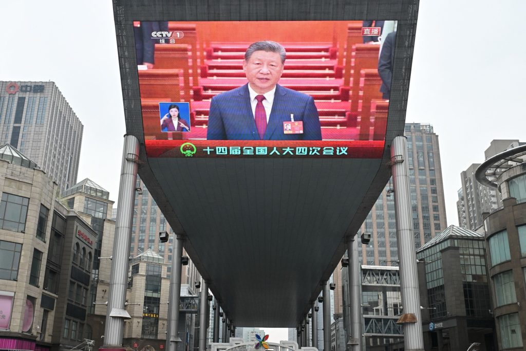 China își însușește ambiții majore în tehnologie pentru următorii cinci ani, vizând dominarea domeniilor emergente precum inteligența artificială și tehnologiile cuantice China și-a făcut recent public noul plan național de dezvoltare pentru următorii cinci ani, consolidându-și poziția de lider în cercetare și inovare tehnologică la nivel global