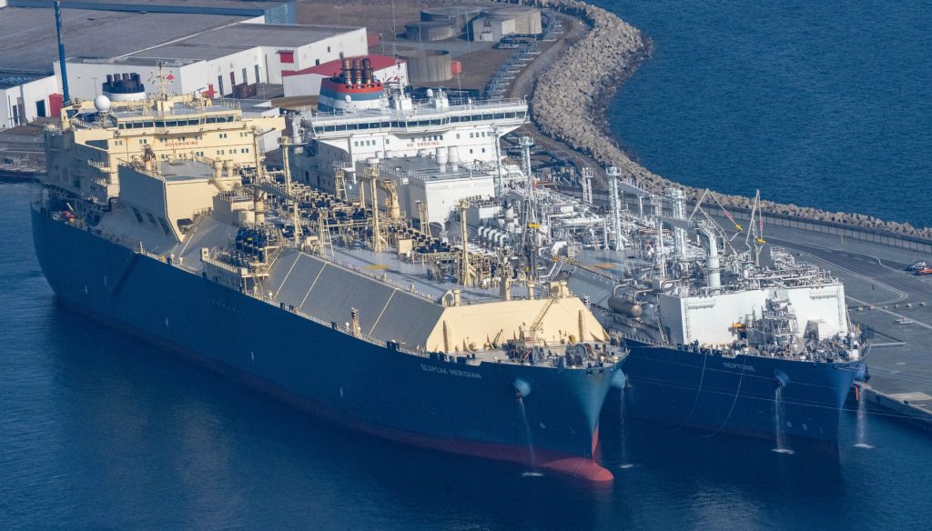 QatarEnergy, compania de stat a Qatarului responsabilă de exploatarea și dezvoltarea resurselor de petrol și gaze naturale, a anunțat recent instituirea unei măsuri de forță majoră asupra unor contracte pe termen lung de furnizare a gazului natural lichefiat (GNL)