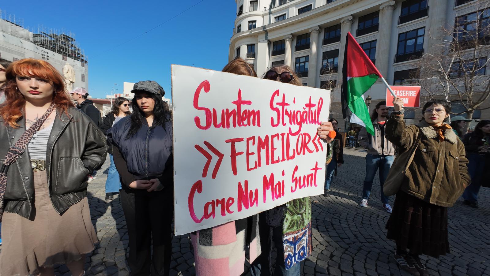 Protest în centrul Bucureștiului de 8 Martie: „Nu vrem austeritate!”