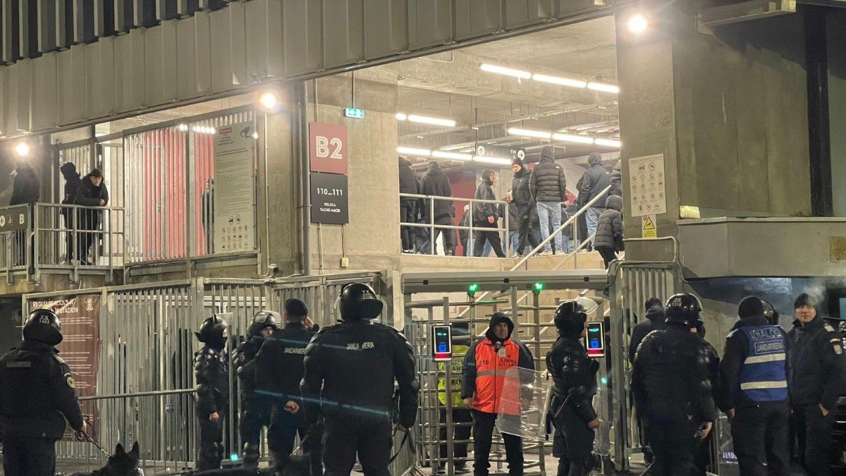 Imagini de violență și incidente grave la un meci de fotbal din Liga a II-a au zguduit recent scena sportivă din București