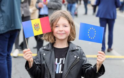 republica-moldova-ue-integrare-steagul-moldovei-steagul-ue.jpg - ReactiveNews