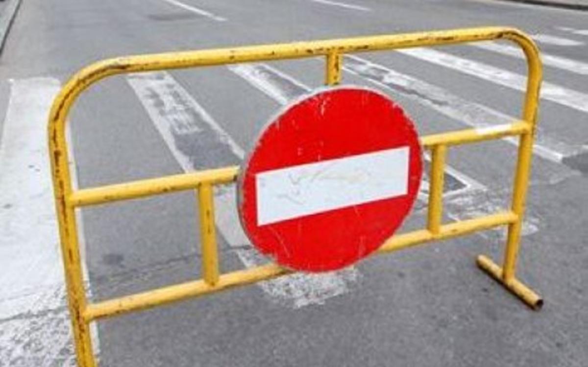 Traficul în centrul Bucureștiului, restricții temporare pentru reabilitarea marcajelor rutiere Noaptea dintre 10 și 11 martie, circulația auto din zona Fântâna Miorița, sensul de ieșire din București către Ploiești, va fi temporar restricționată