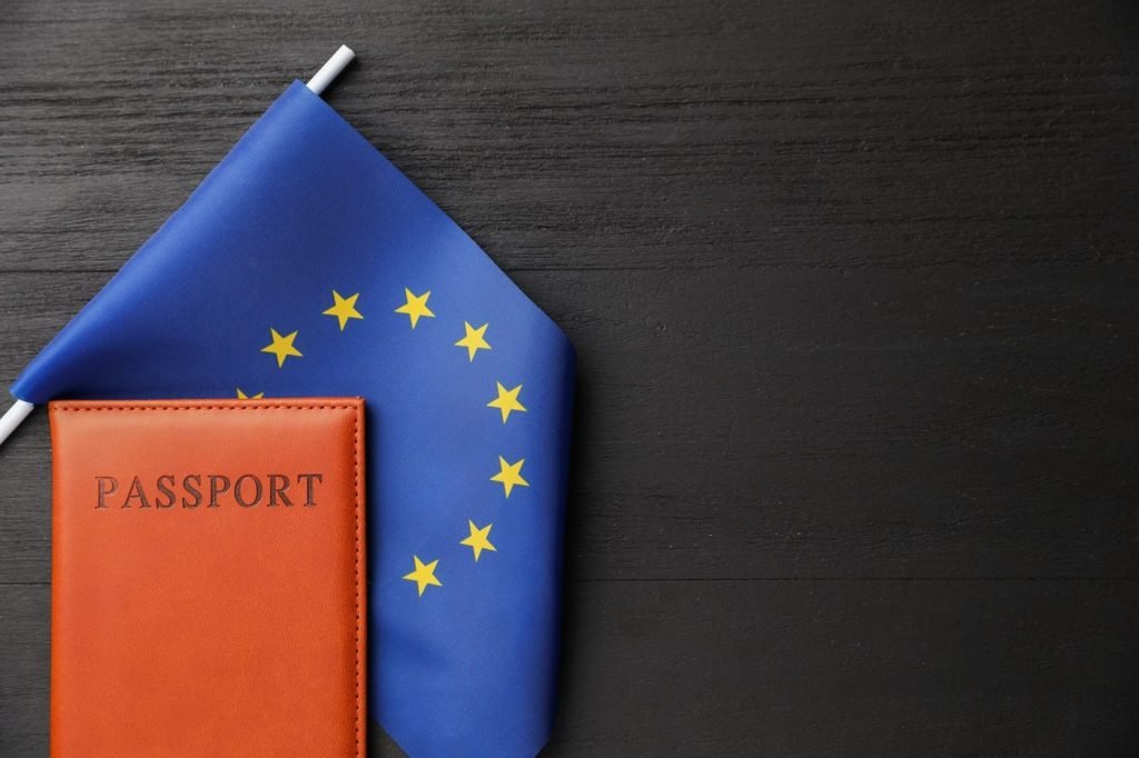 Români care au primit cetățenie în Europa: suntem pe locul 5