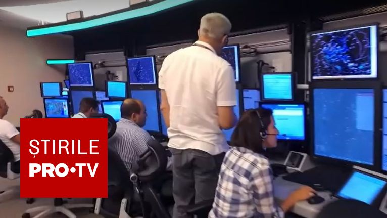 Criza controlorilor de trafic aerian riscă să paralizeze spațiul aerian al României Situație fără precedent generează temeri cu privire la funcționarea normală a traficului aerian deasupra României, după ce instanța a emis o hotărâre ce poate duce chiar la închiderea spațiului aerian al țării