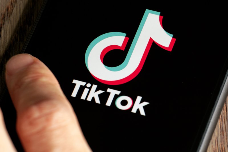 TikTok inovează în publicitatea digitală, introducând noi formate menite să crească impactul campaniilor și să ofere brandurilor mai multă flexibilitate în promovare