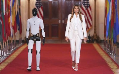 Melania Trump pune în umbră un robot, ieșind în evidență
