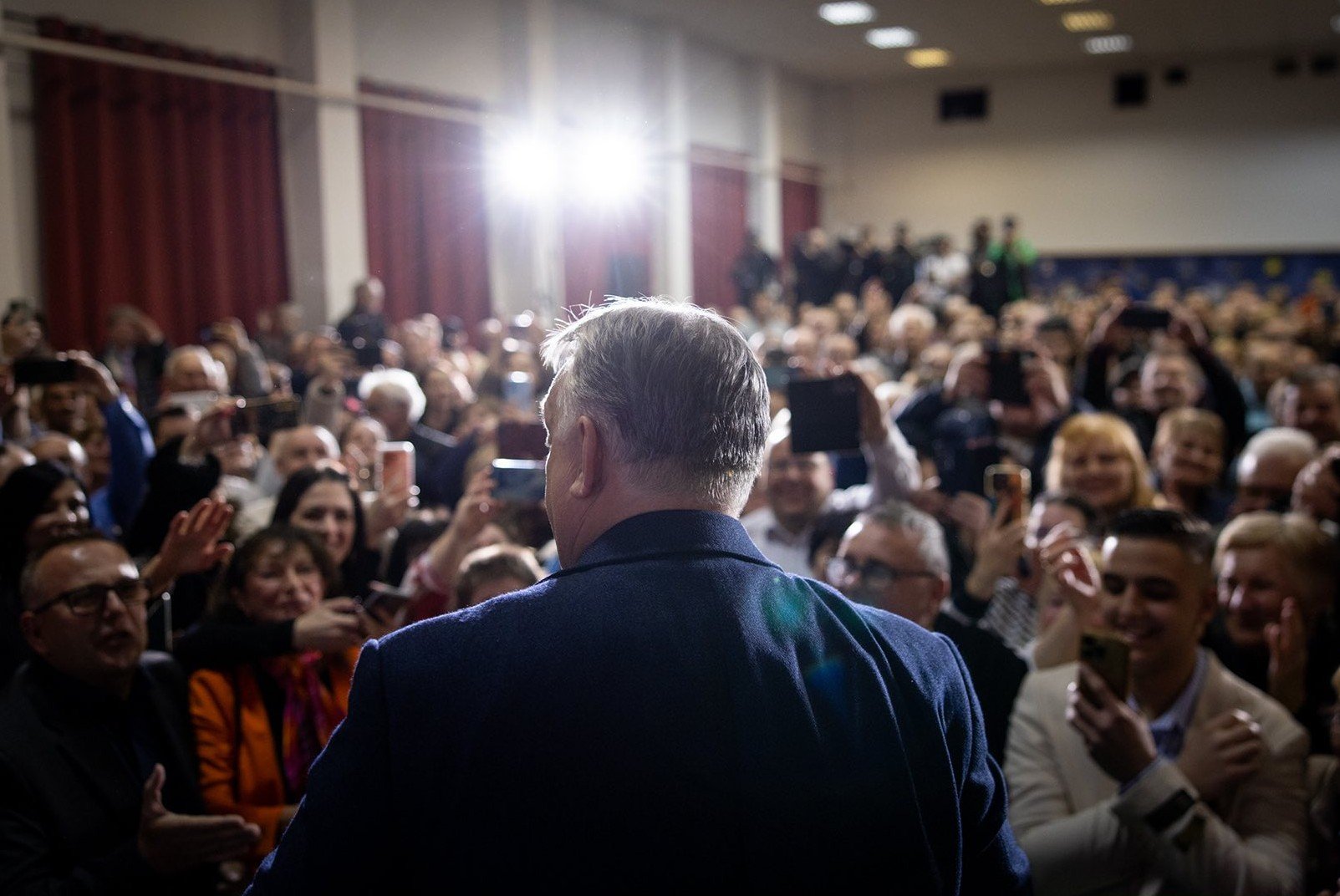 Partidul Tisza și FIDESZ înving în sondaje, la o lună înainte de alegerile din Ungaria Dubla alinare a scenariului politic din Ungaria pare să fie deja stabilită, conform datelor recente ale Centrului de Cercetare 21