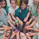 Ateliere de Paști pentru copii, la Hub-ul deGalben din Sectorul 1