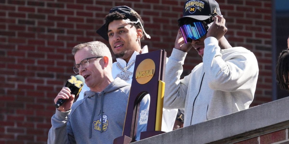 Michigan, triumf în fața fanilor: „Trofeul este al vostru!”