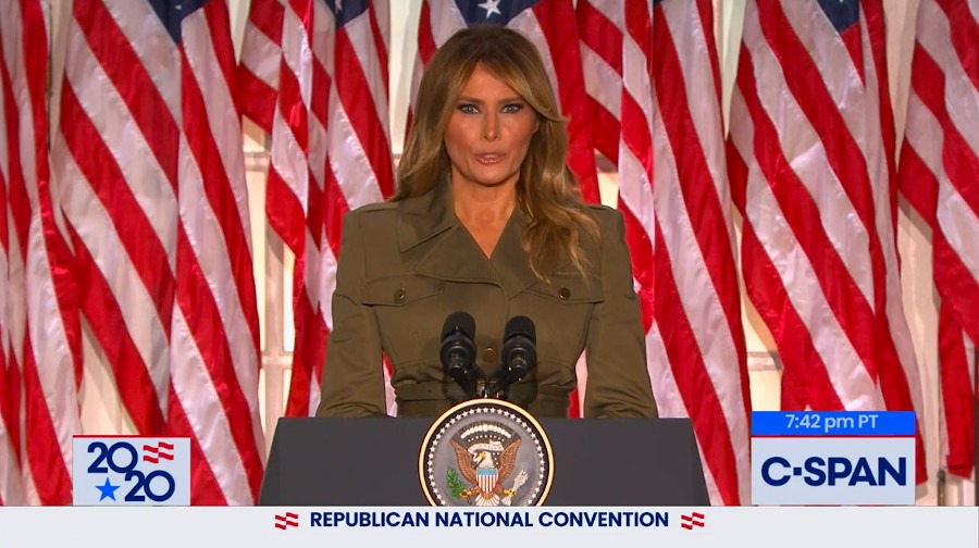 Melania Trump, pusă la zid. Kimmel difuzează poza cu Epstein, după discurs