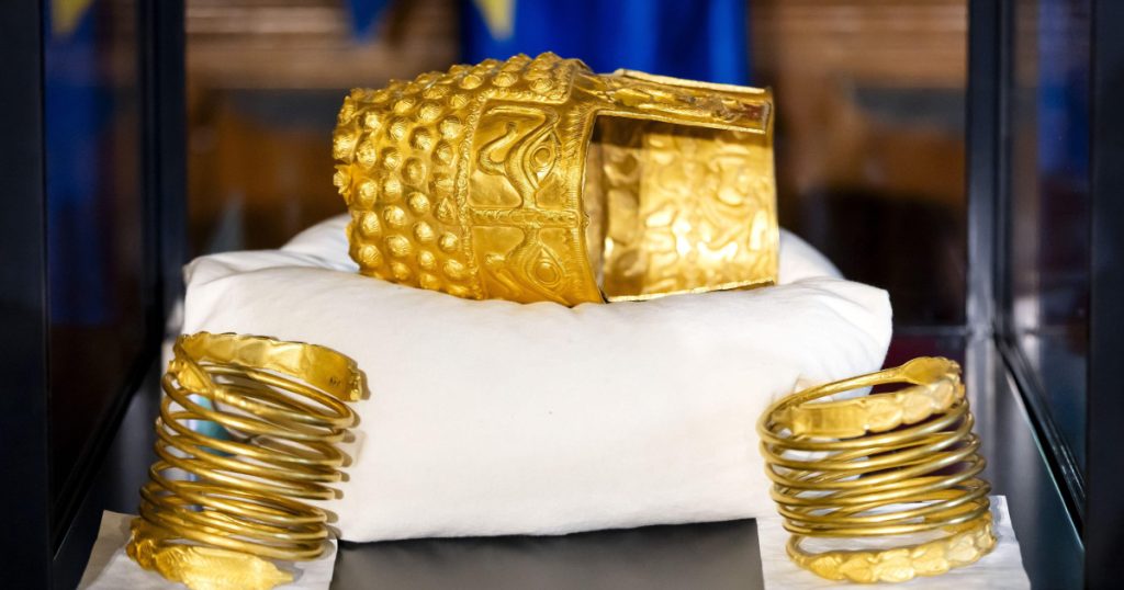 Coiful de la Coțofenești, repatriat săptămâna viitoare: Anunțul Ministerului Culturii