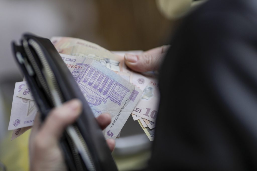 Datorii la Fisc? Românii riscă „lista rușinii” cu 1.200 de lei