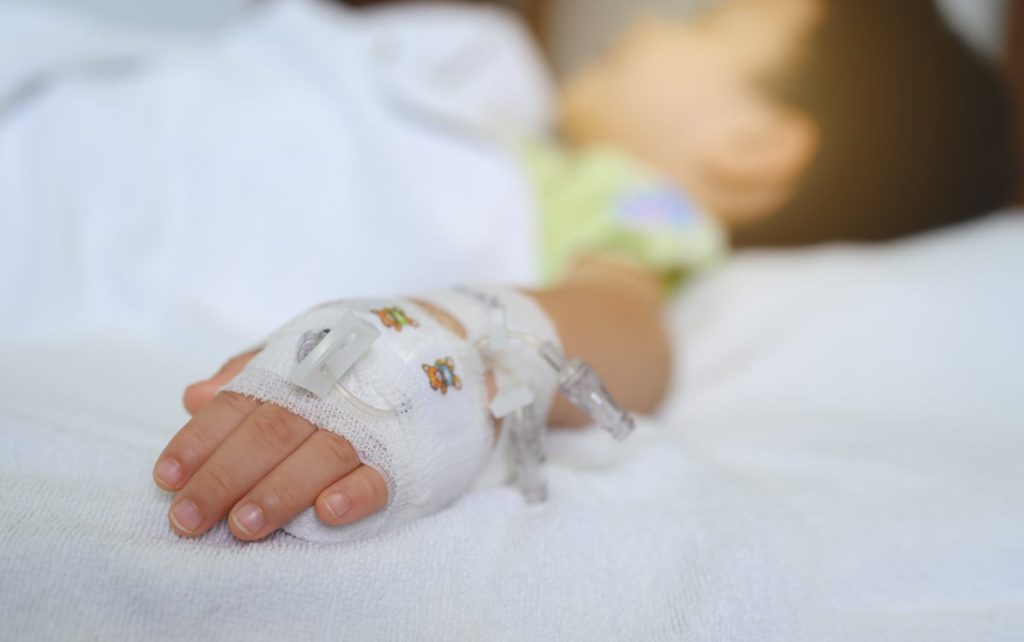 București: Copil de 4 ani, răpus de pneumonie la Brașov, primul deces din sezon