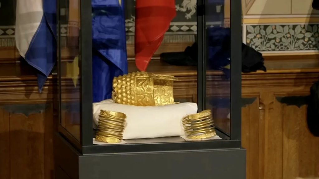 România recapătă Coiful de la Cotofenești: Tezaurul revine acasă