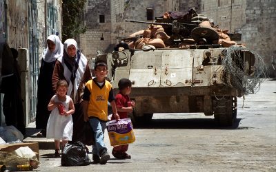 Războiul din Gaza: Femeile conduc zeci de mii de gospodării, după pierderea partenerilor