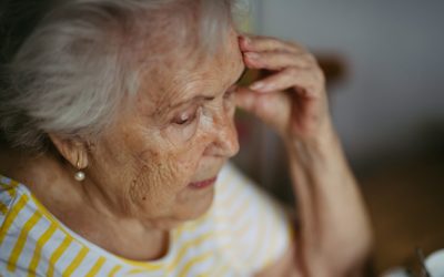 Pensii în străinătate din 2026: Câți bani iau românii cu 45 de ani de muncă, peste hotare