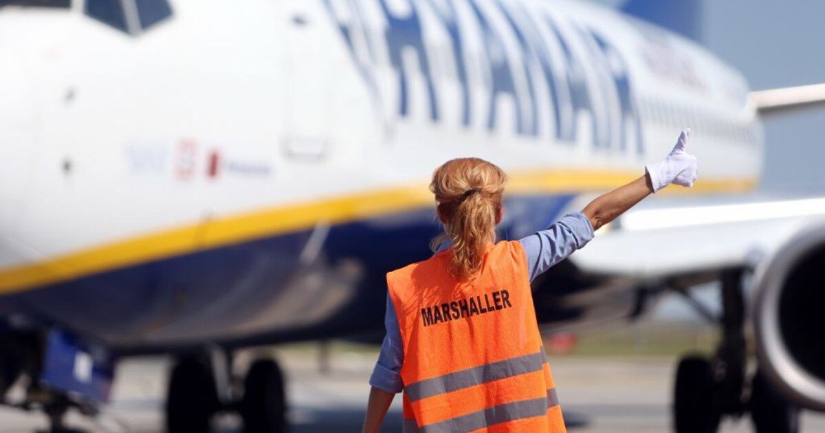 Avion Ryanair, ESCALADĂ absurdă: A zburat fără 190 de pasageri, banii pierduți