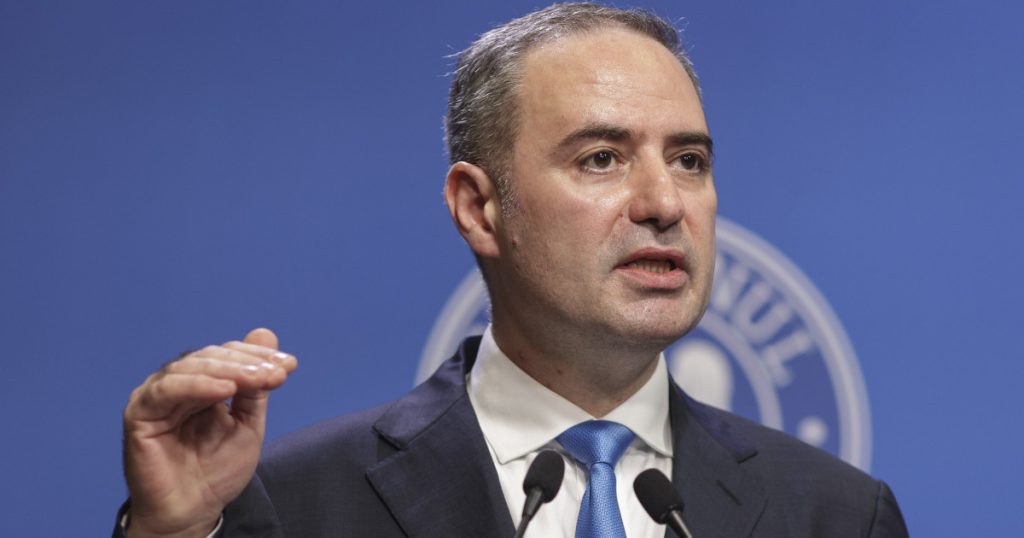 Nazare: Instabilitatea politică din România, mai scumpă decât împrumuturile Ungariei