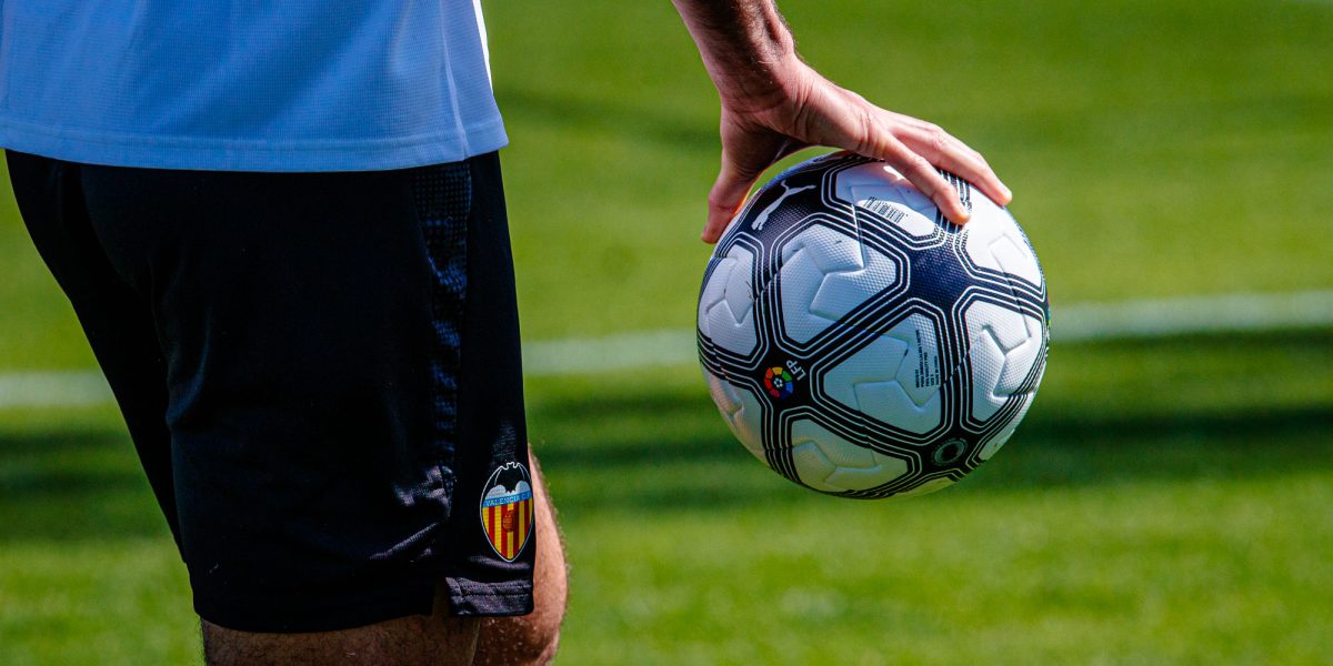 Valencia, debut în “Retro Matchday” contra lui Elche în LALIGA