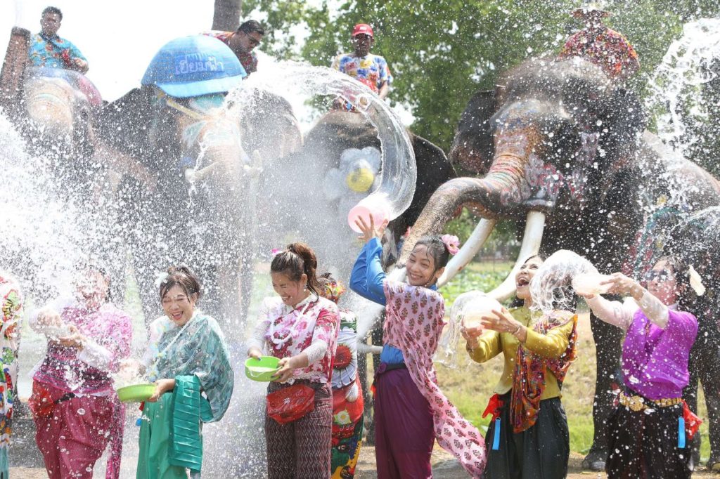 Laos: Sărbătoare cu fast de An Nou, tradiții vechi și culoare!