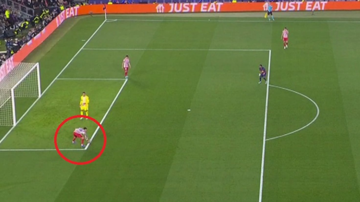 Arbitraj controversat în meciul Barcelona – Atletico, analizat de Iturralde González Meciul tensionat dintre Barcelona și Atletico Madrid, din cadrul sferturilor de finală, a fost marcat de decizii controversate de arbitraj