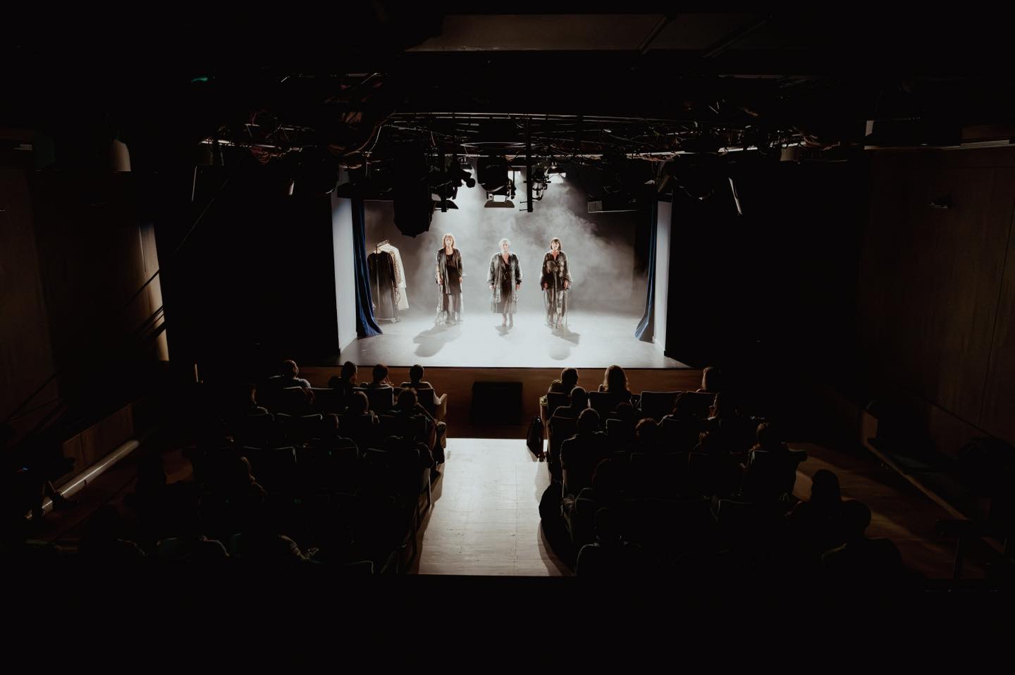 Teatrelli, unul dintre cele mai active și apreciate spații culturale din București, va intra în scenă cu o formă de protest inedită