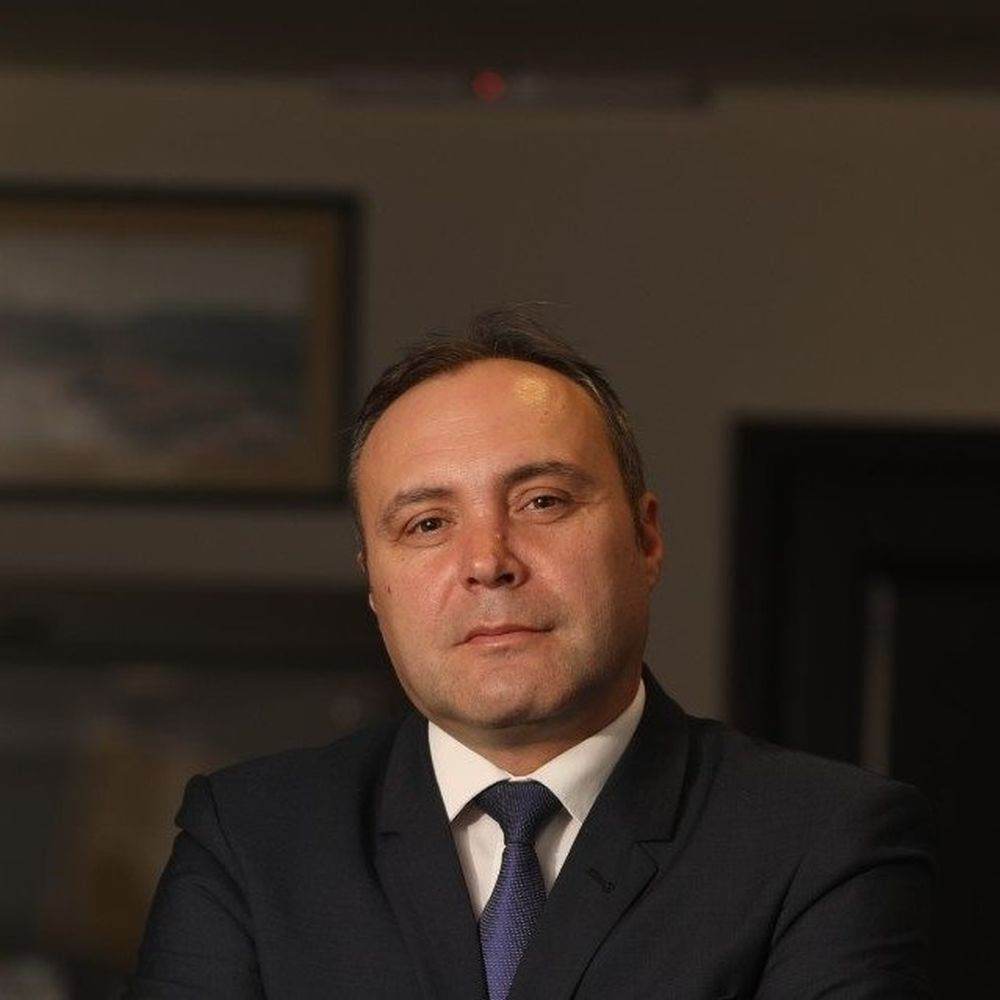 Chisăliță (AEI): Prețul motorinei scade, dar e doar un respiro iluzoriu!