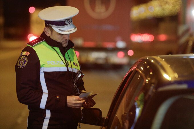 Șoferi, fără permis după Paște: 2.400 de permise suspendate, scădere pe violență