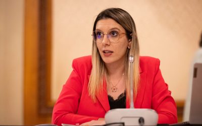 Circ, populism și spectacol: POLITICA românească, sub asediu