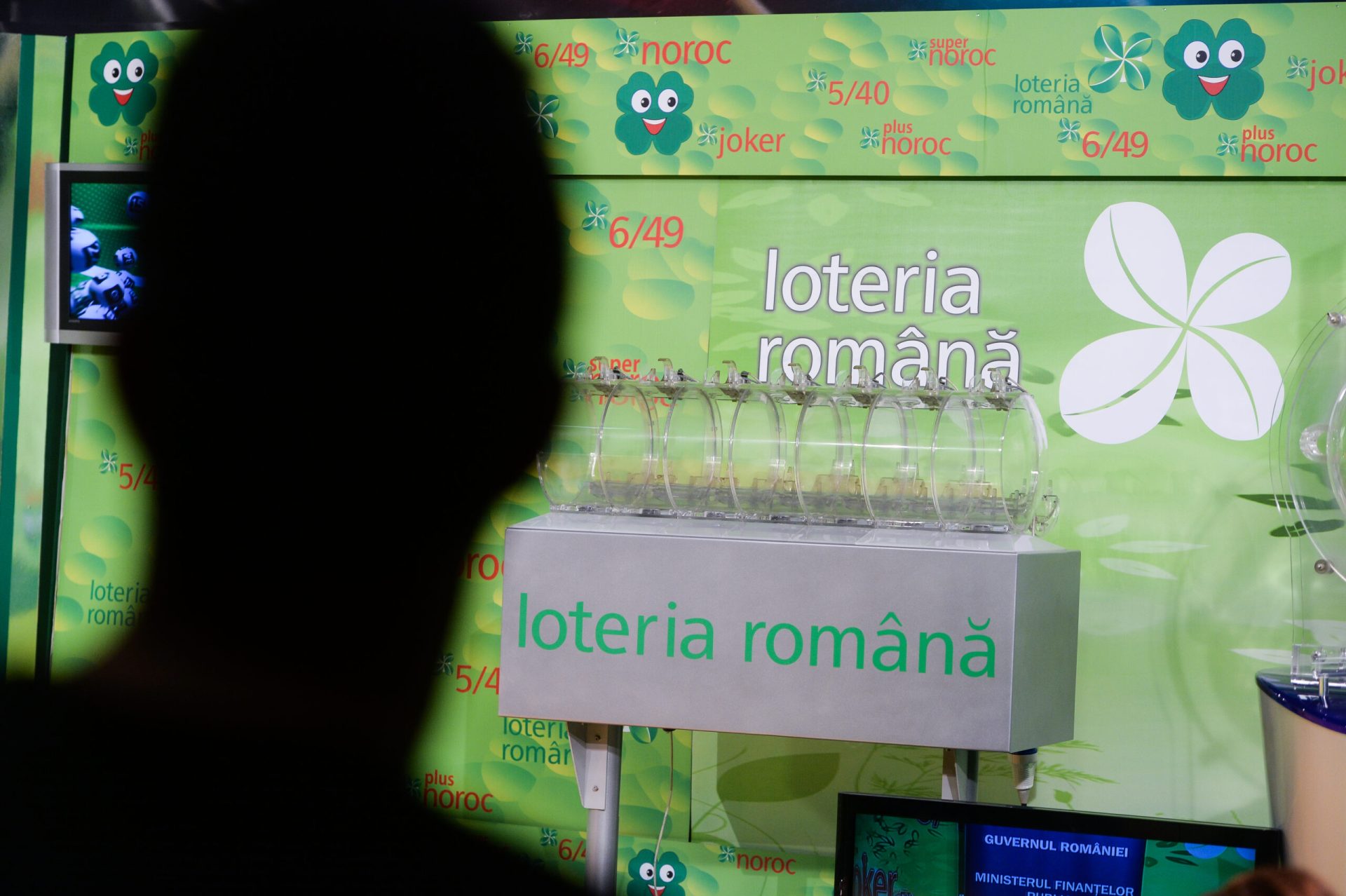 Loteria Română anunță că nu vor avea loc trageri în zilele de joi, 9 aprilie, și duminică, 12 aprilie, în timp ce în weekendul următor se vor organiza trageri speciale pentru Sărbătorile de Paști