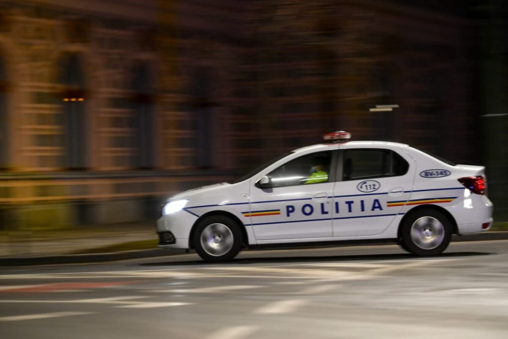 Tragedie de Paște în Ilfov: Doi tineri și-au pierdut viața după ce mașina s-a izbit de un copac