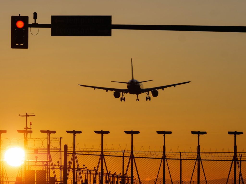 Atenție pasageri! Ce schimbări majore anunță o companie aeriană pentru check-in în România