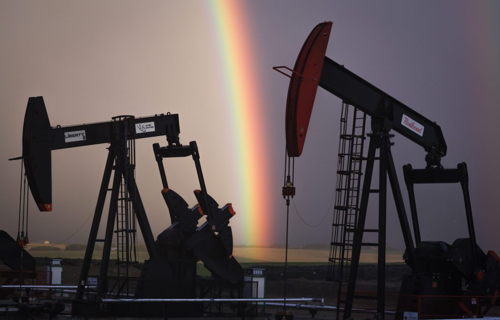 Prețul petrolului, ca-nainte de război: Iran revine pe harta economică
