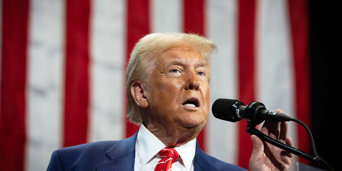 Trump avertizează Iranul: dacă nu deschideți strâmtoarea, va fi iad