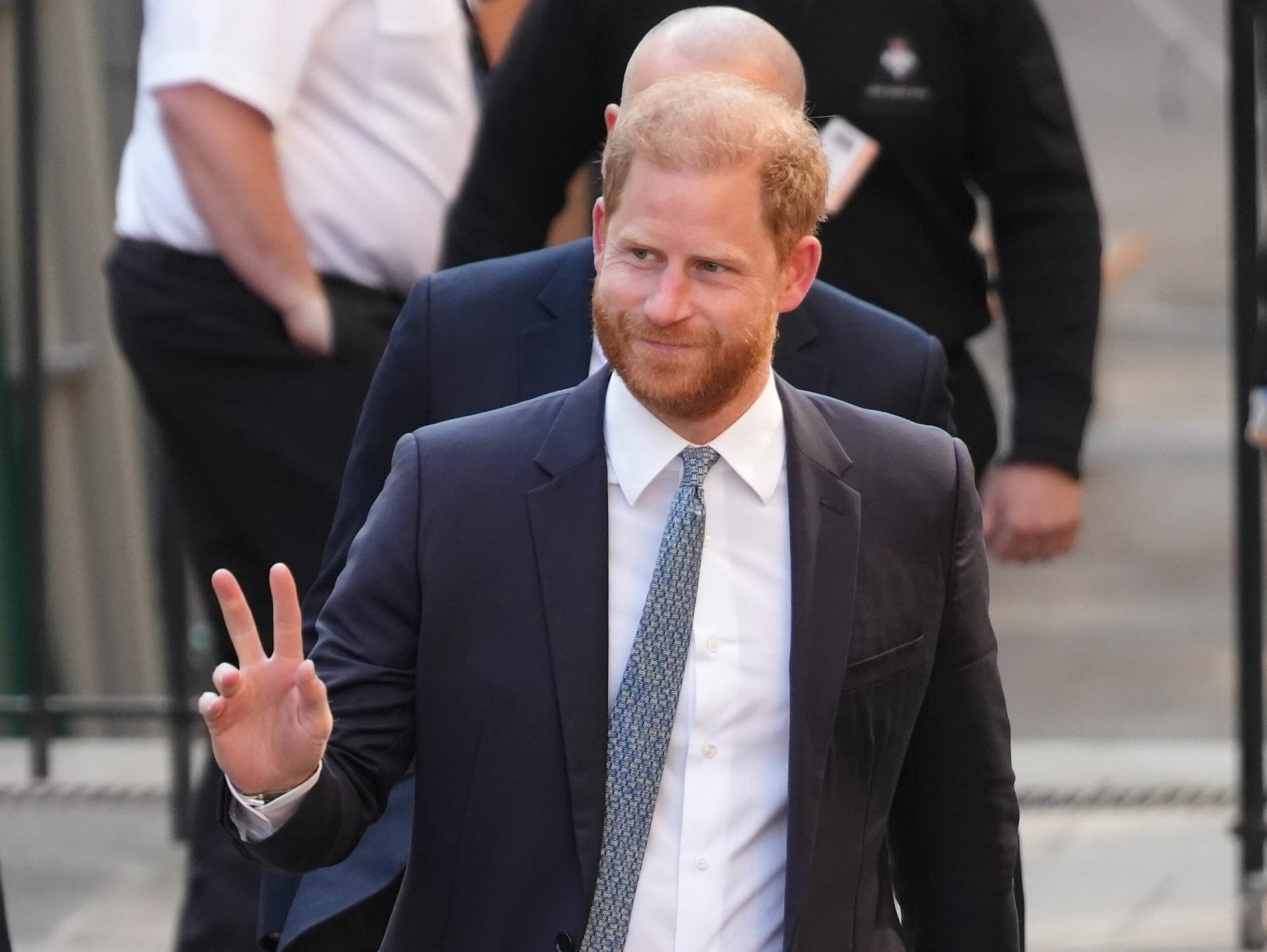 ONG african îl dă în judecată pe prințul harry: ce acuzații grave aduc