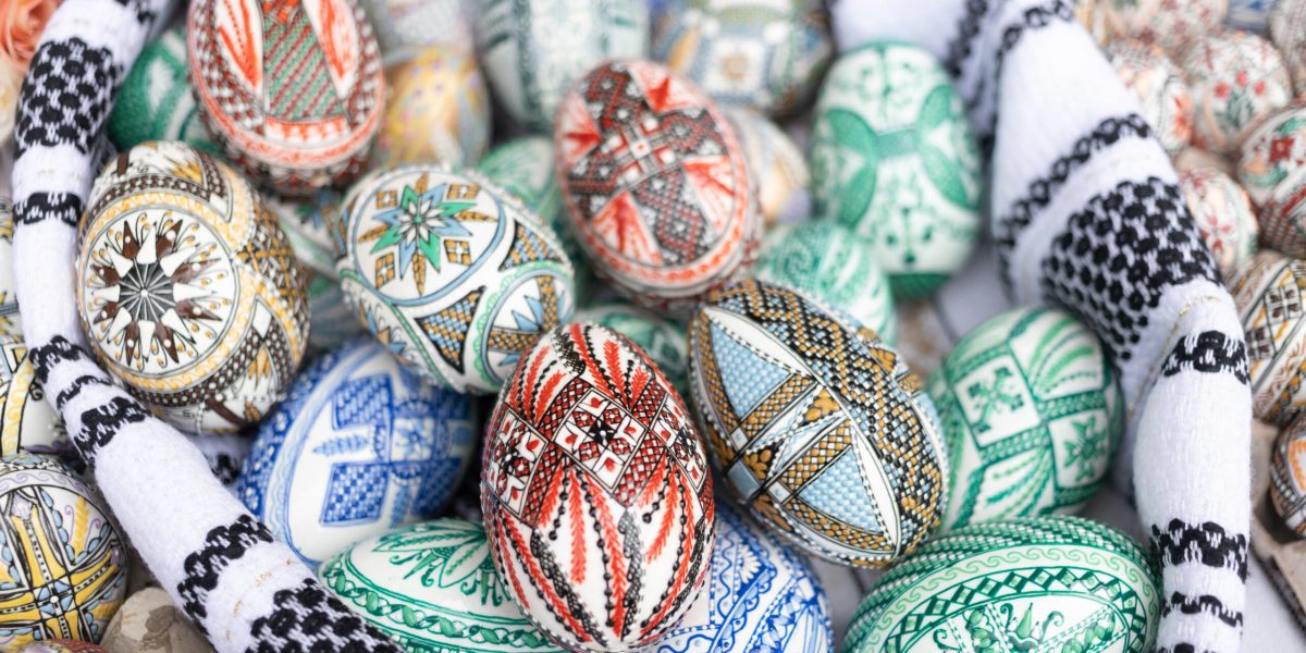 Cele mai emoționante urări de Paște 2026: Trimite-le celor dragi!