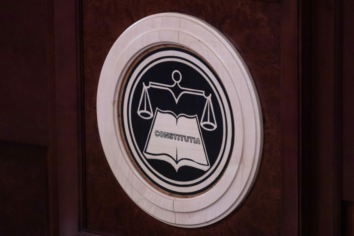 Schimbare Constituție? Un singur cuvânt, miza uriașă în legea CCR din România