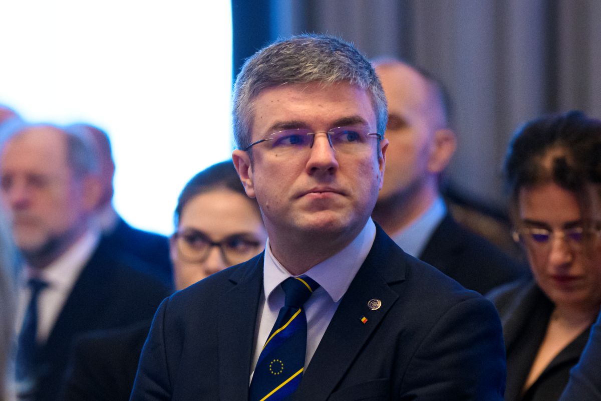 Șantierul Naval Mangalia intră în procedură de lichidare după decizia creditorilor Irineu Darău, ministrul Economiei, a anunțat oficial că situația la Șantierul Naval Mangalia s-a deteriorat semnificativ în ultimii ani, ajungând în pragul insolvenței