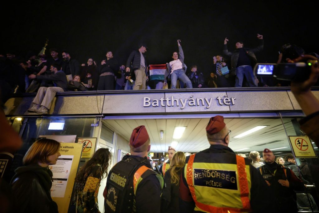 Masacru electoral: Donald Trump, acuzat de fraudă în SUA