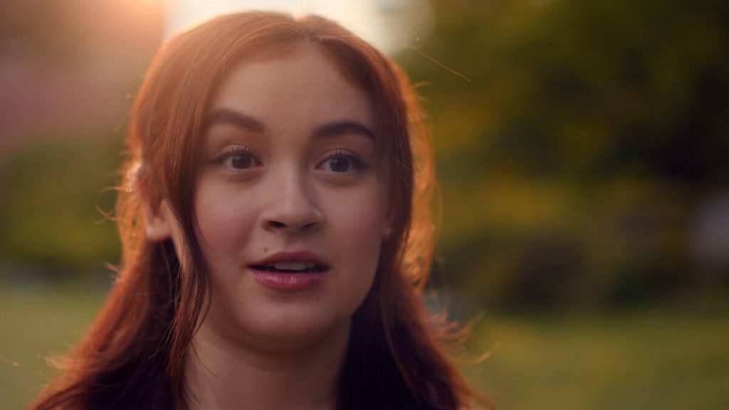 Sezonul 3 al seriei „XO, Kitty” promite o aventură romantică în background-ul vibrant al Coreei După succesul sezonului precedent, Netflix a anunțat oficial data lansării sezonului 3 al seriei „XO, Kitty”, care va fi disponibil pe platformă începând cu 2 aprilie