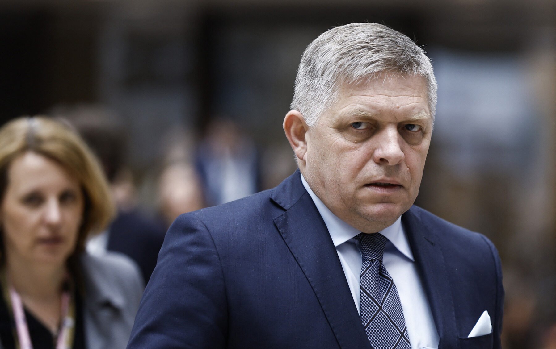 Premierul slovac Robert Fico a solicitat ca Uniunea Europeană să renunțe la sancțiunile impuse asupra importurilor de petrol și gaze rusești, avertizând asupra impactului pe care aceste măsuri îl au asupra crizei energetice din regiune